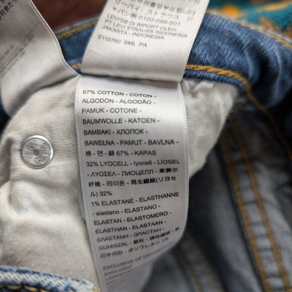 Levi's Y2K Style Blue Jeans Button Pockets Super Low Rise Bella Swan S 25 26 - Picture 10 of 13